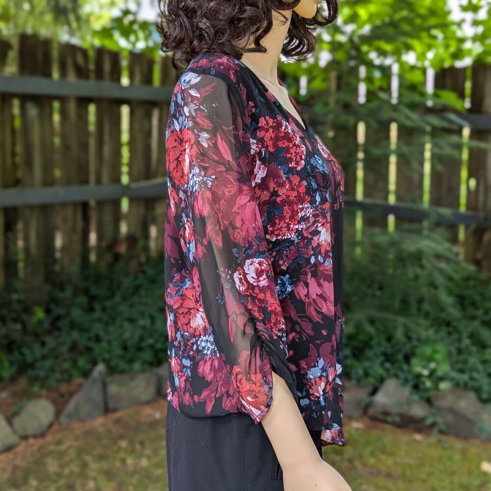 Floral Tunic Blouse - Picture 2 of 7